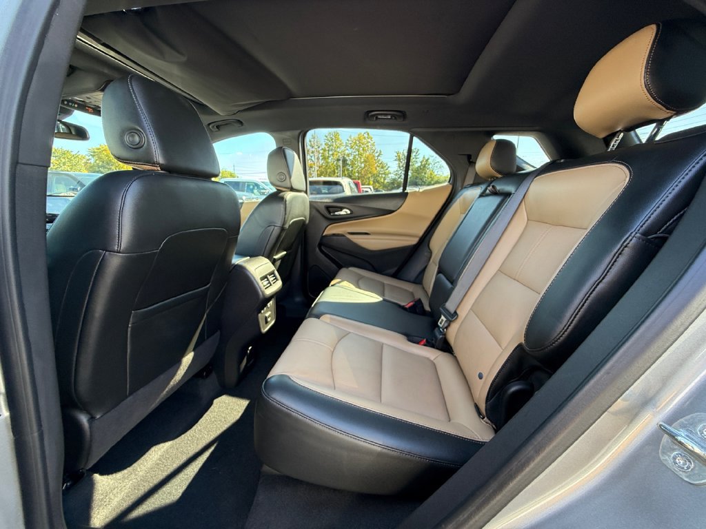 Used 2023 Chevrolet Equinox Premier FWD image 24