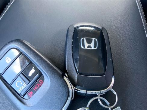 Used 2024 Honda HR-V EX-L image 14