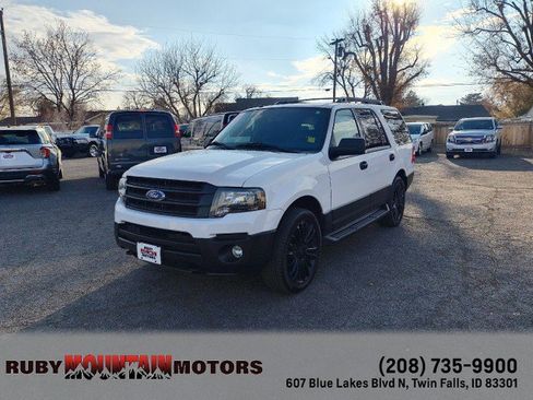 Used 2016 Ford Expedition XL image 3