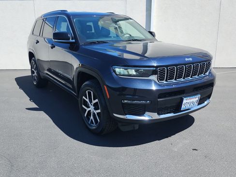 Used 2023 Jeep Grand Cherokee L Limited RWD image 2