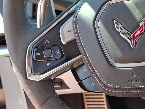 Certified 2021 Chevrolet Corvette Stingray Premium Conv w/ Z51 Performance Package RWD image 19