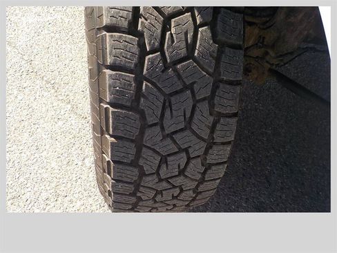 Used 2012 RAM 2500 Longhorn w/ Cold Weather Group image 12