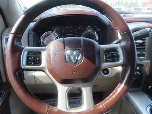 Used 2018 RAM 2500 Laramie image 32