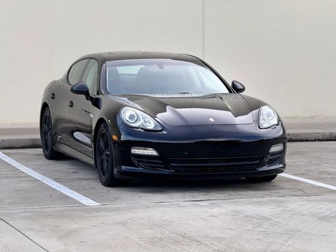 Used 2011 Porsche Panamera 4 AWD/4WD image 9