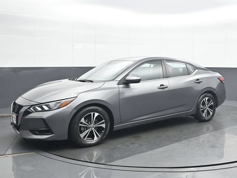 Used 2023 Nissan Sentra SV FWD image 2