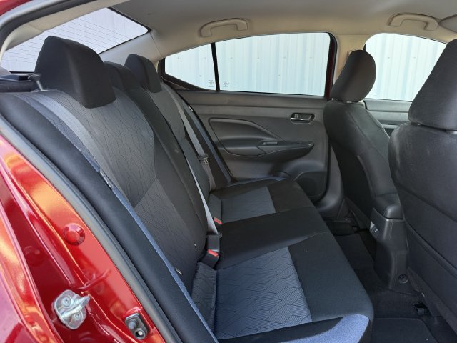 Used 2025 Nissan Versa SV FWD image 28