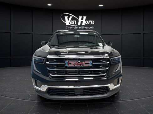 Used 2024 GMC Acadia Elevation w/ Trailering Package image 2