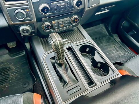 Certified 2018 Ford F150 Raptor w/ Equipment Group 802A Luxury image 19