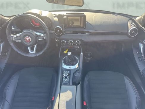 Used 2017 FIAT 124 Spider Abarth image 11