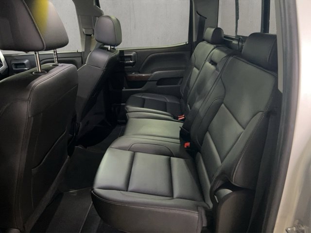 Used 2018 GMC Sierra 1500 SLT w/ SLT Preferred Package AWD/4WD image 9