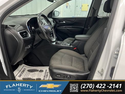 Used 2020 Chevrolet Equinox LT w/ Driver Convenience Package FWD image 9