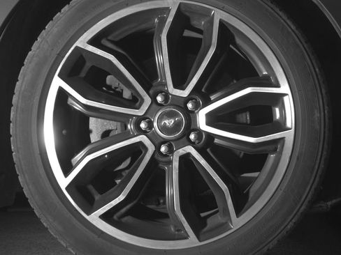 Used 2013 Ford Mustang GT Premium w/ Electronics Pkg RWD image 11