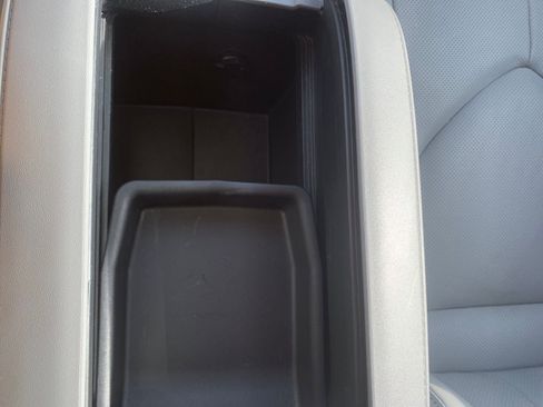 Used 2024 Toyota Highlander Platinum image 22