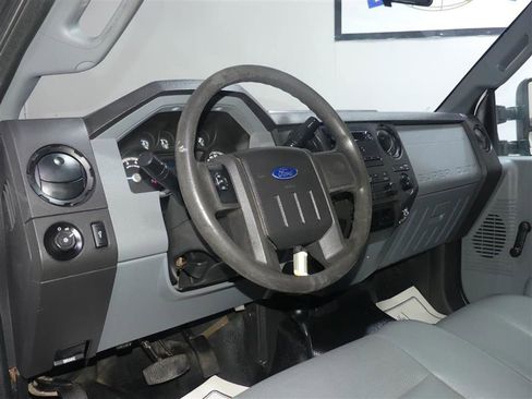 Used 2016 Ford F250 XL w/ Snow Plow Prep Package image 18