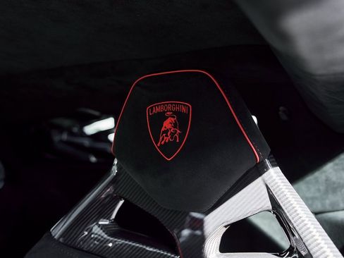 Used 2023 Lamborghini Huracan STO image 50