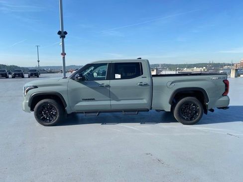New 2026 Toyota Tundra Limited AWD/4WD image 7