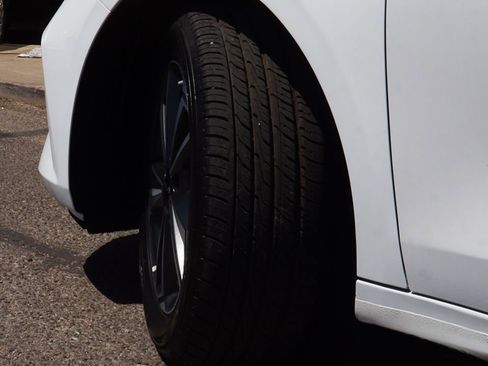 Used 2023 Kia Forte LXS w/ LXS Technology Package image 6