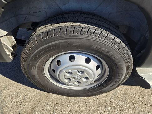 Used 2023 RAM ProMaster 2500 image 28