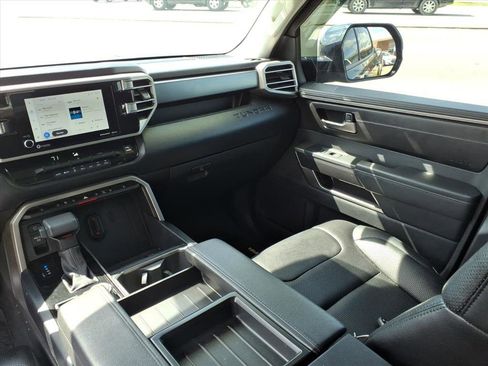Used 2022 Toyota Tundra SR5 w/ TRD Off-Road Package AWD/4WD image 12