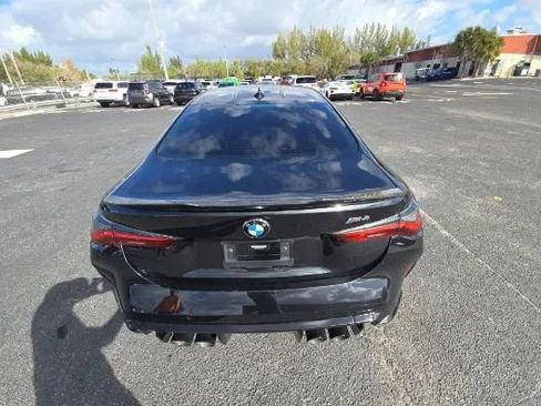 Used 2021 BMW M4 Coupe w/ Executive Package image 3