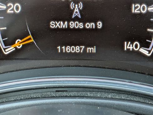 Used 2018 Jeep Grand Cherokee Altitude image 32