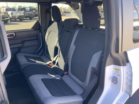 Used 2025 Ford Bronco Big Bend image 59