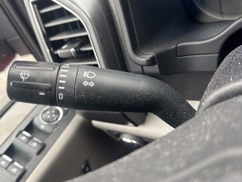 Used 2020 Ford F150 XLT image 25