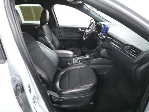 Used 2025 Ford Escape ST-Line AWD/4WD image 30