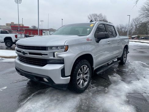 Used 2022 Chevrolet Silverado 1500 RST image 3
