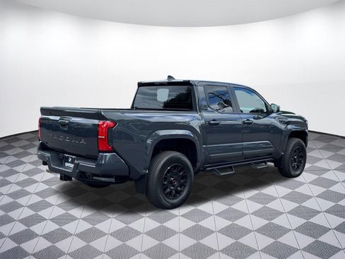 Used 2024 Toyota Tacoma SR5 AWD/4WD image 8
