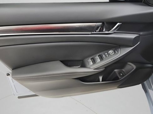 Used 2022 Honda Accord Sport image 19