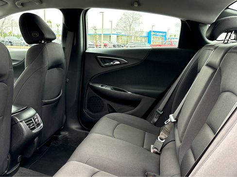 Used 2024 Chevrolet Malibu LT image 22
