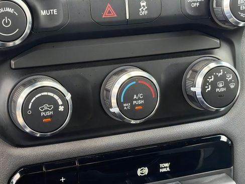 Used 2021 RAM 3500 Big Horn w/ Level 1 Equipment Group AWD/4WD image 23