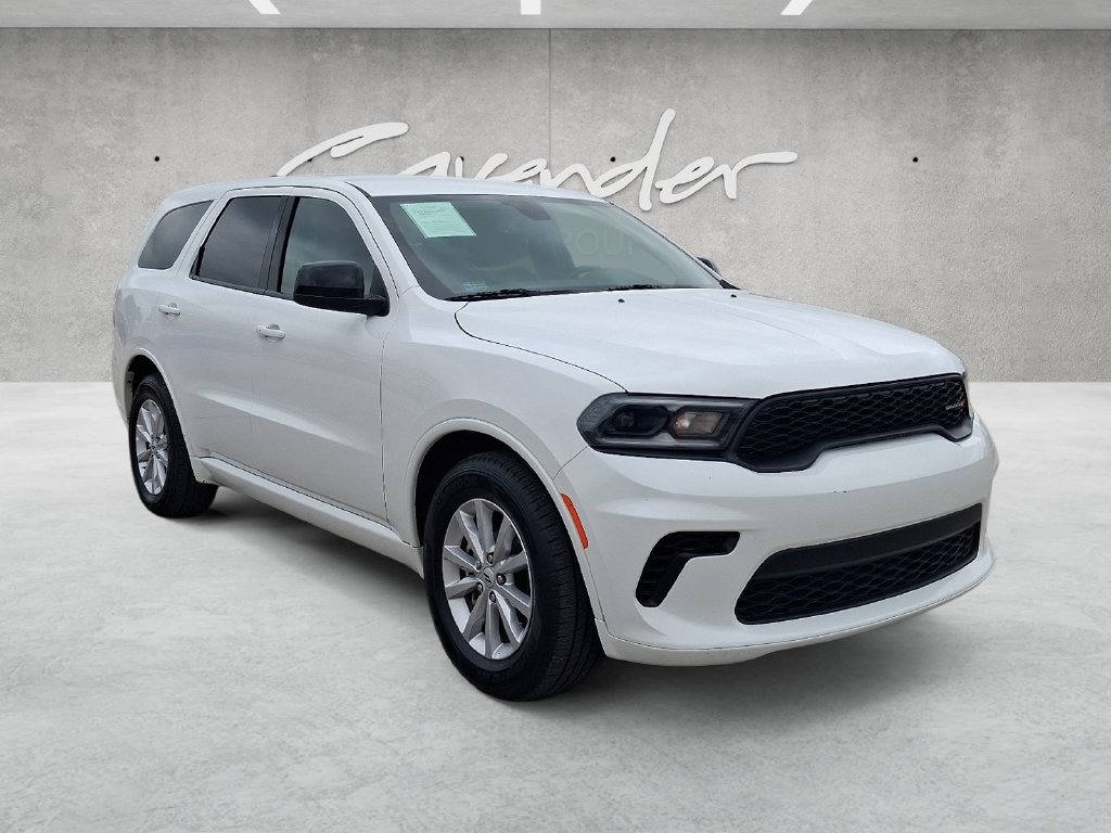 Used 2025 Dodge Durango GT RWD image 2