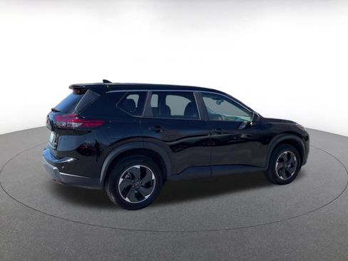 Used 2025 Nissan Rogue SV AWD/4WD image 29