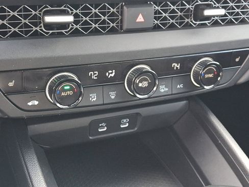 Certified 2023 Honda Accord EX image 17