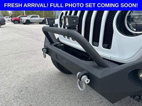 Used 2020 Jeep Wrangler Unlimited Sahara AWD/4WD image 40