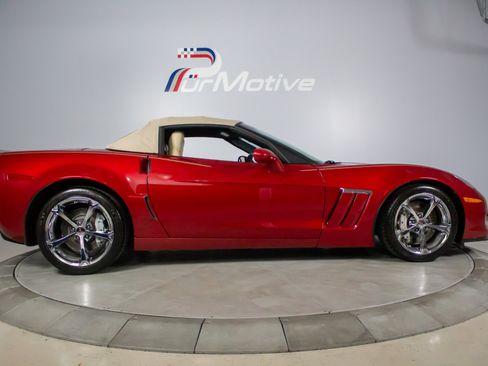 Used 2010 Chevrolet Corvette Grand Sport w/ Preferred Equipment Group RWD image 13