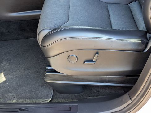 Used 2018 Tesla Model X P100D image 12