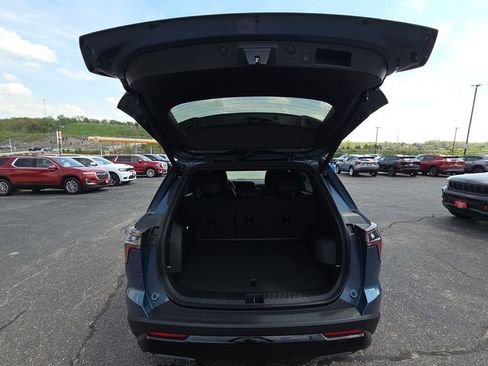 New 2026 Chevrolet Equinox RS w/ Convenience Package III image 31