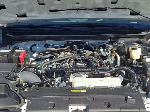 Used 2024 Toyota Tacoma SR image 27