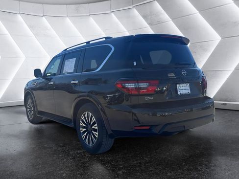 Used 2023 Nissan Armada SL w/ Midnight Edition Package image 5