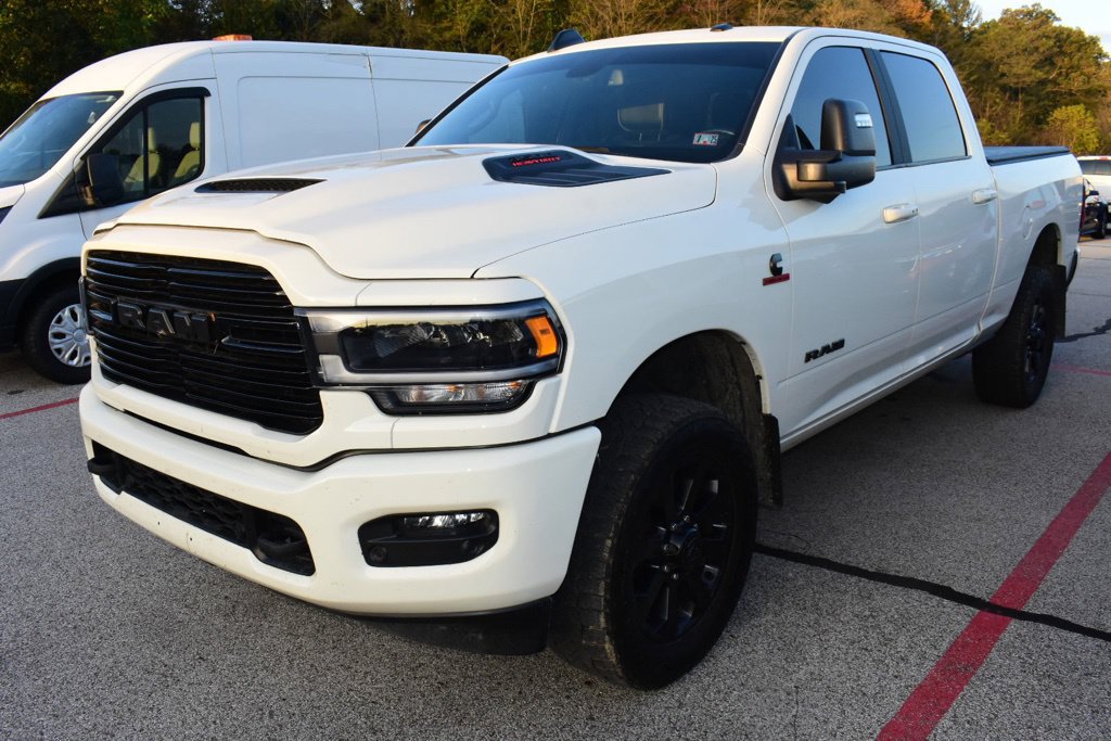 Used 2024 RAM 3500 Laramie w/ Night Edition AWD/4WD image 1