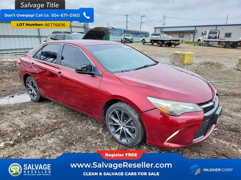 Used 2015 Toyota Camry XSE FWD image 5