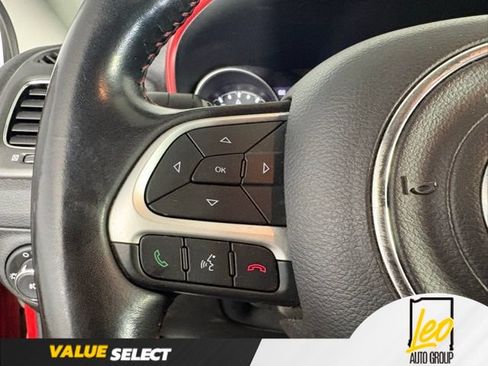 Used 2020 Jeep Compass Trailhawk AWD/4WD image 14