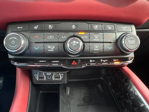 Used 2023 Dodge Durango SRT AWD/4WD image 40