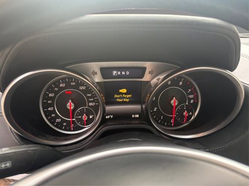 Used 2017 Mercedes-Benz SL 550 image 41
