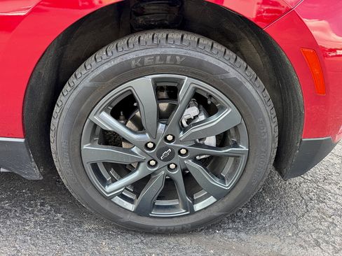 Used 2023 Chevrolet Equinox RS FWD image 4