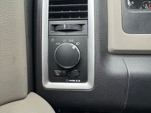 Used 2012 RAM 1500 Classic SLT w/ Luxury Group AWD/4WD image 26