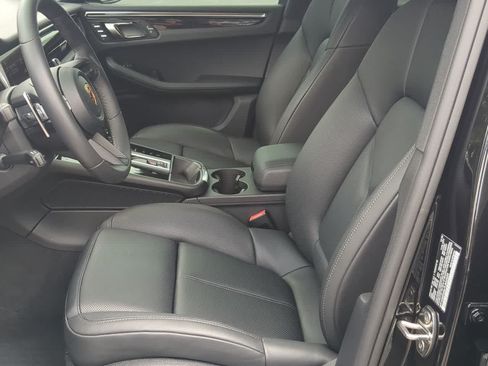 Used 2026 Porsche Macan S AWD/4WD image 17